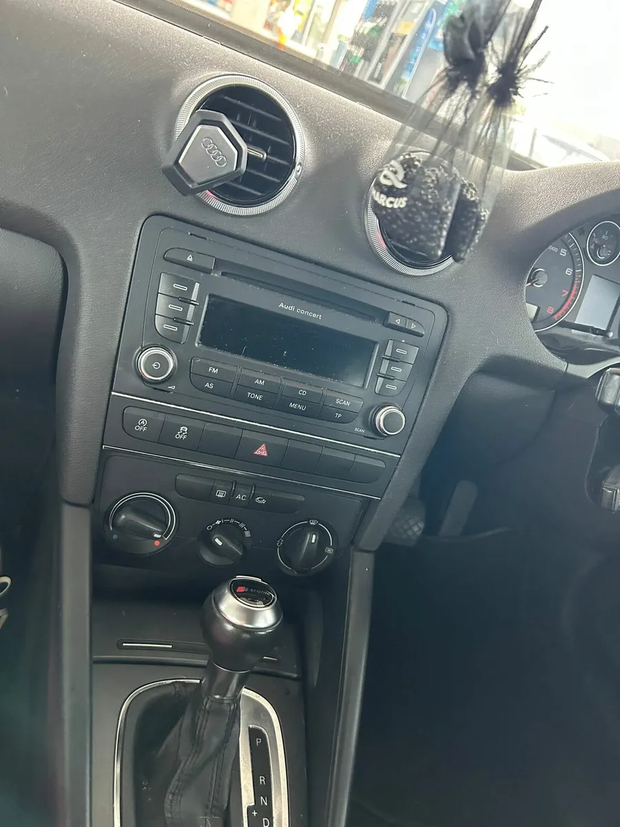 Audi  A3 S-line automatic - Image 3