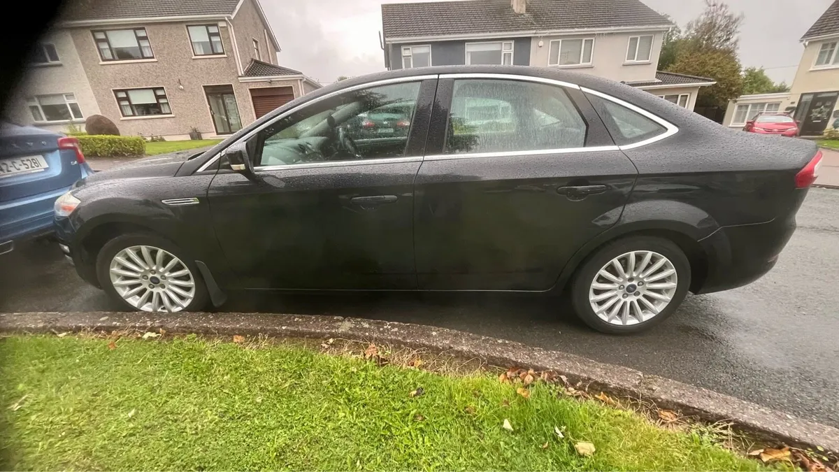 VERY LOW MILAGE FORD MONDEO TITAINUM 1.6 dsl - Image 3