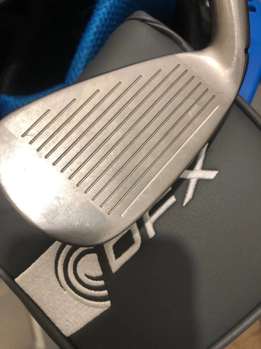 Taylor made Sim 2 5 Iron ( Price Drop ) - Image 4