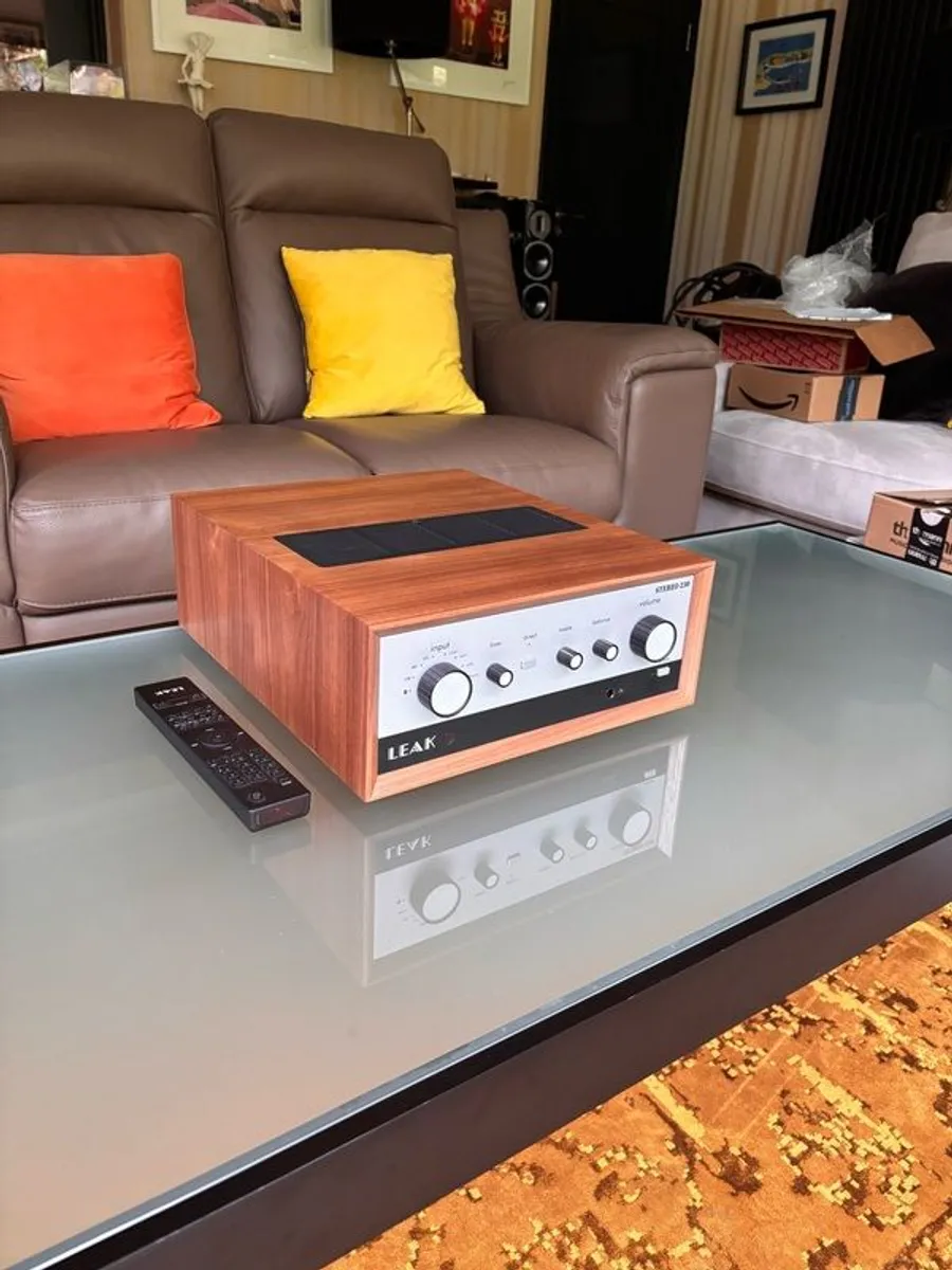 Leak Stereo 230 - Image 1