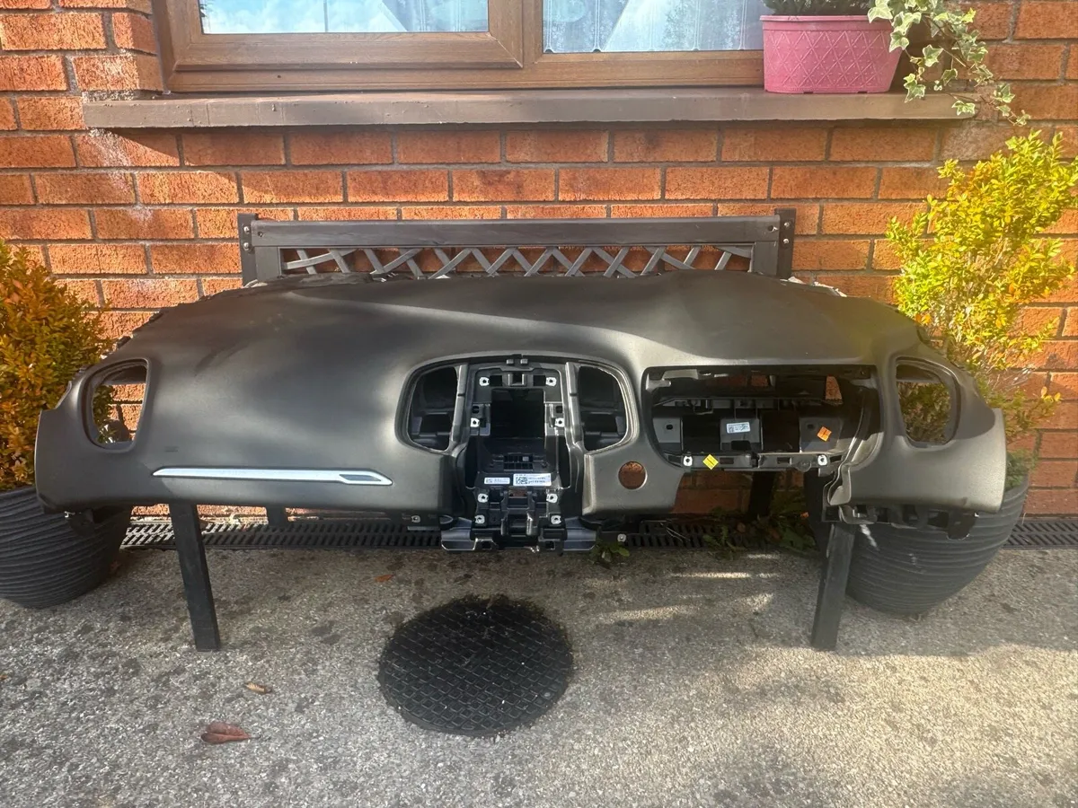 Renault Scenic IV Dashboard - Image 3