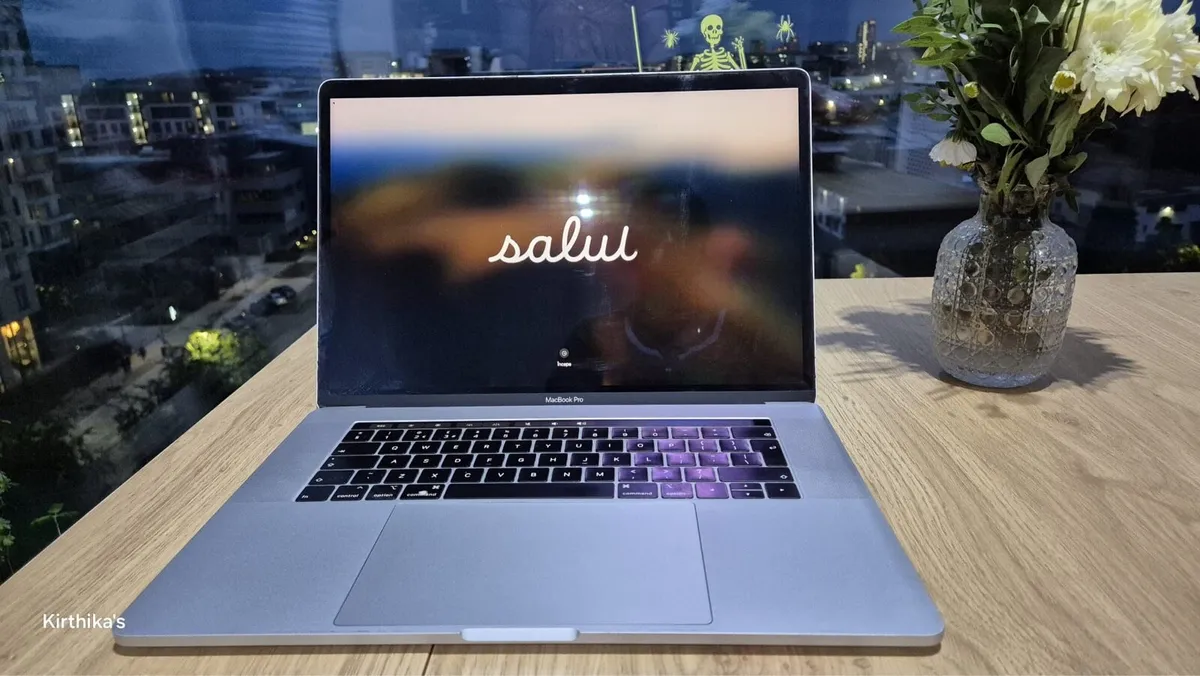 MacBook Pro 15 (2018, Silver) with Box and Invoice - Image 4