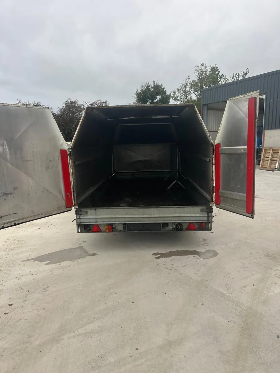 Race Shuttle Car Transporter - Image 3