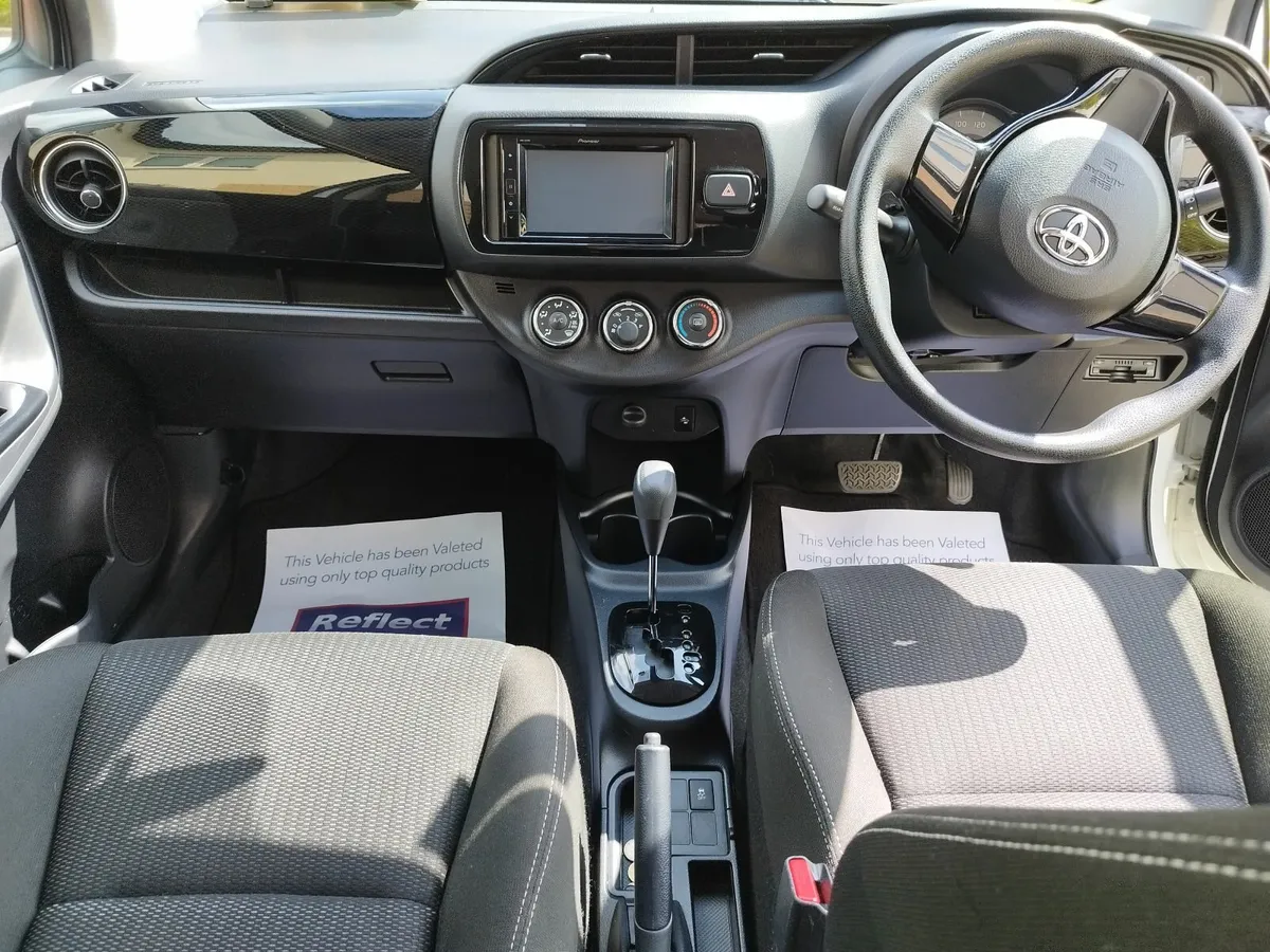 Toyota Yaris/Vitz 192 - Image 2
