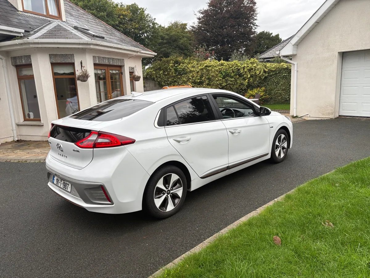 191 -Hyundai Ionic Electric - Image 2