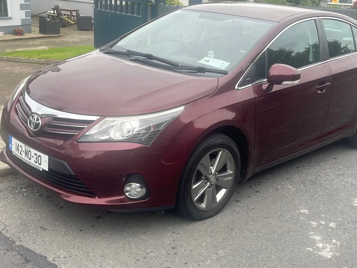 Toyota Avensis 2014 - Image 1