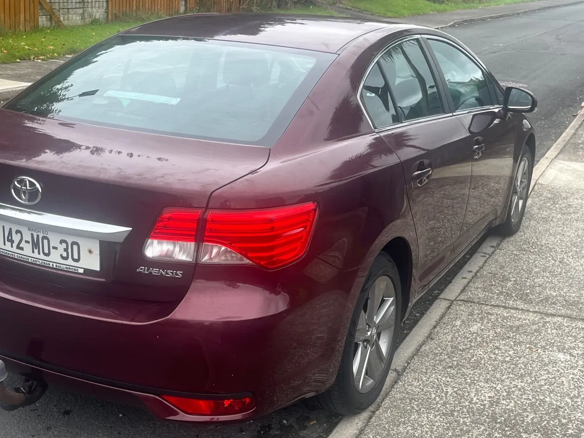 Toyota Avensis 2014 - Image 4