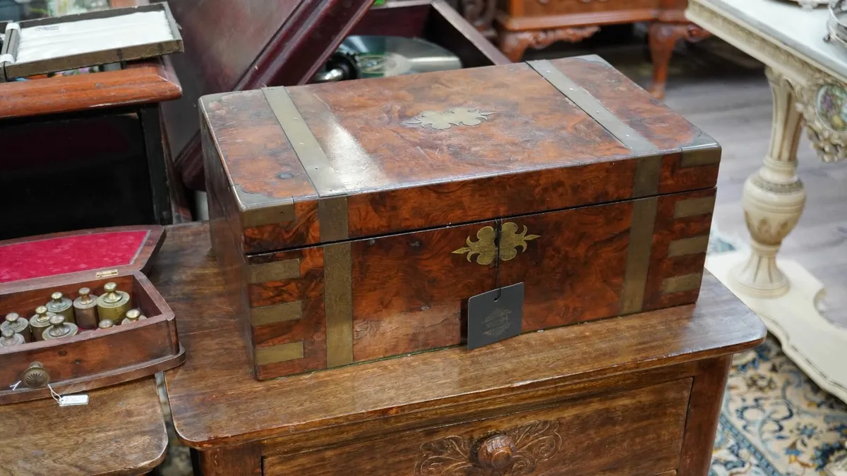 Antique Victorian Portable Desk (c. 19th Century) - Image 1