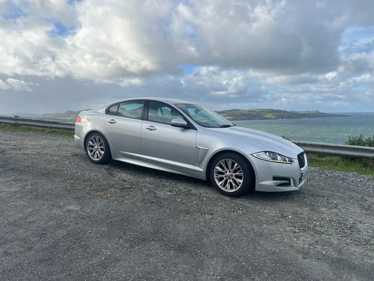 Jaguar XF 2014 - Image 1
