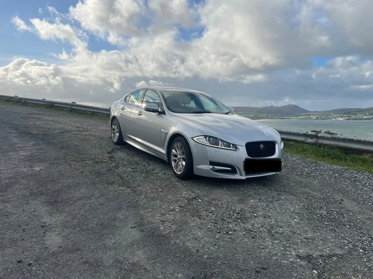 Jaguar XF 2014 - Image 2