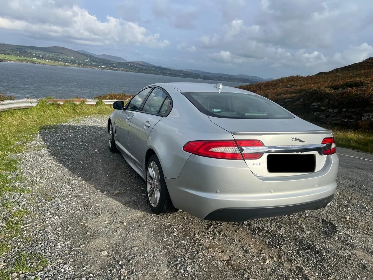 Jaguar XF 2014 - Image 4