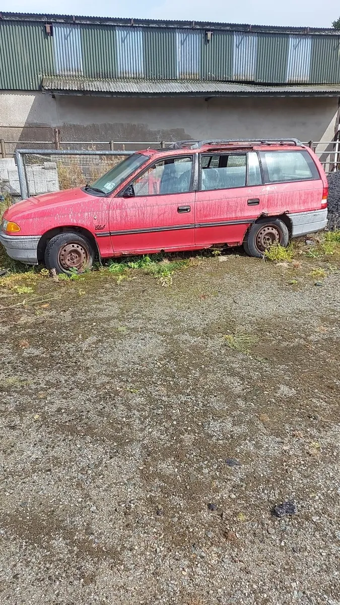 Breaking Opel Corsa Astra Vectra Vauxhall Nova - Image 4