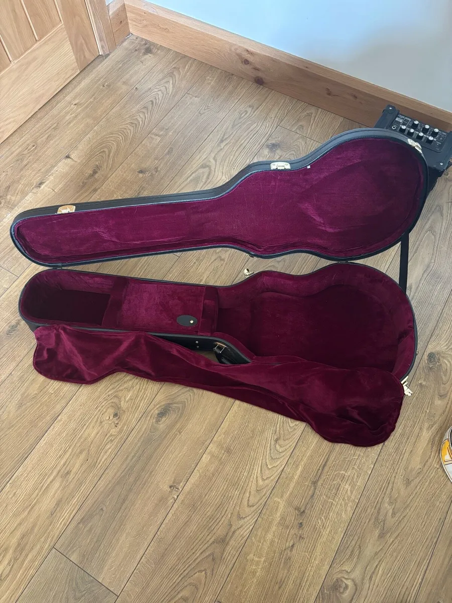 Electric Guitar & Case - Image 3