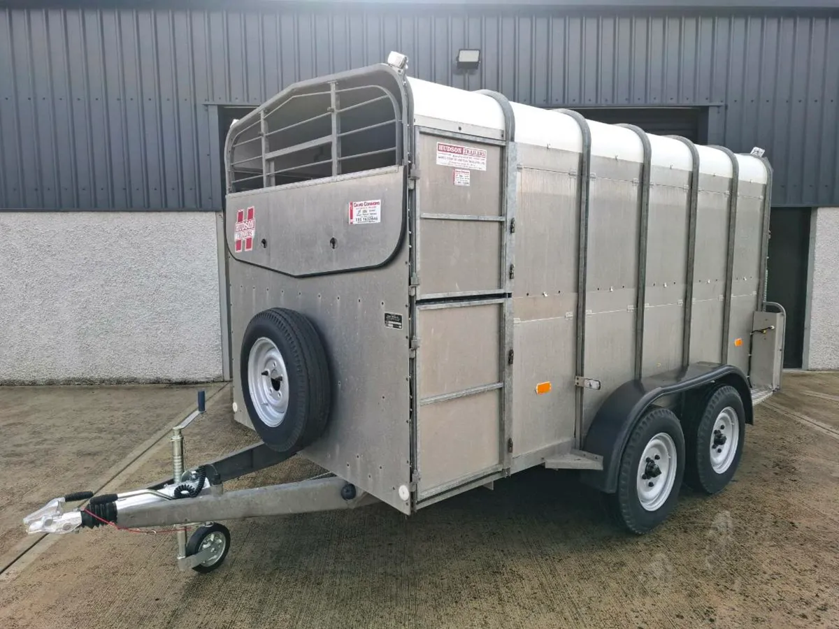 Hudson 12ft x 6ft livestock trailer. LIKE NEW - Image 1