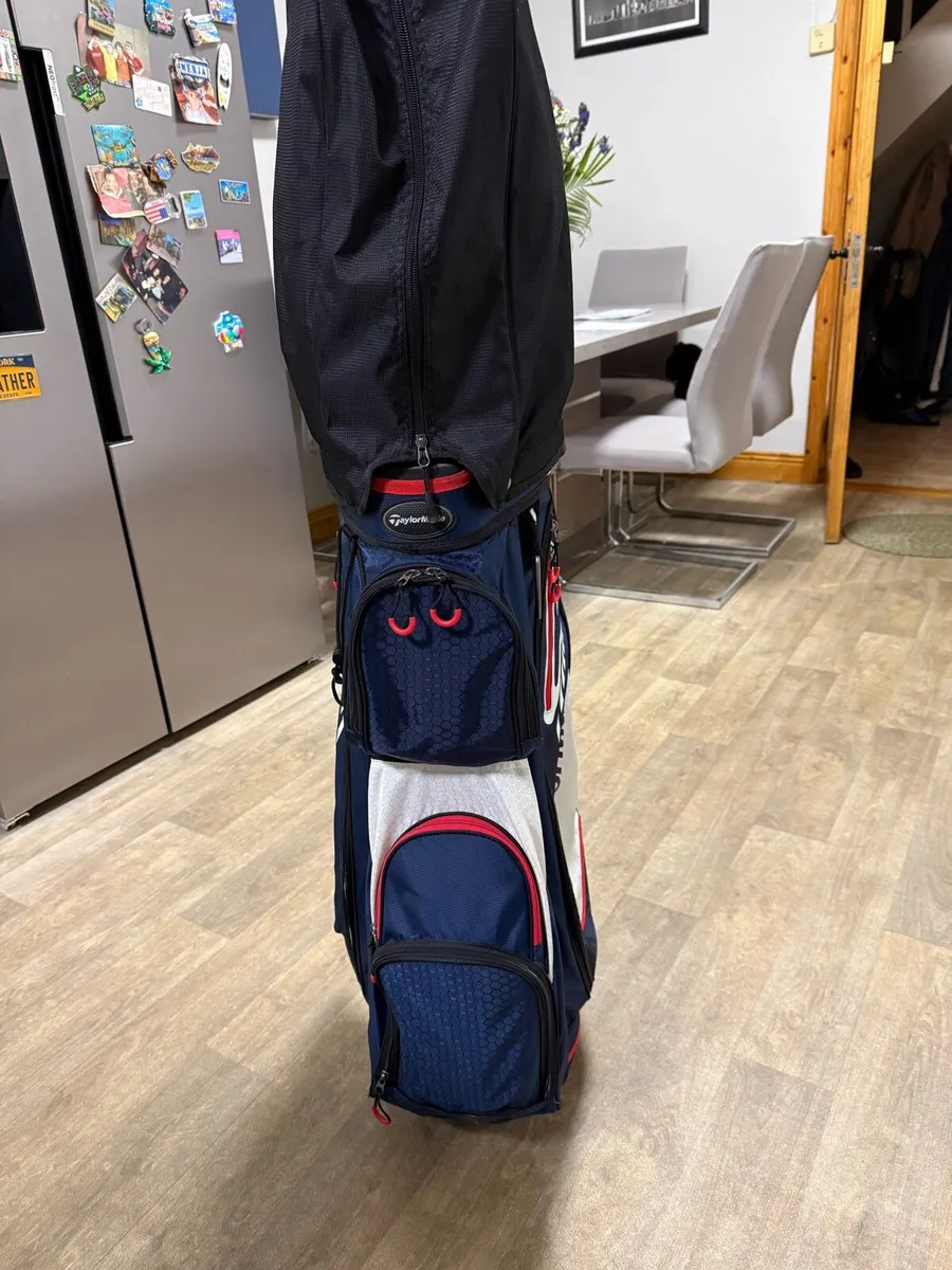 TaylorMade golf bag - Image 2