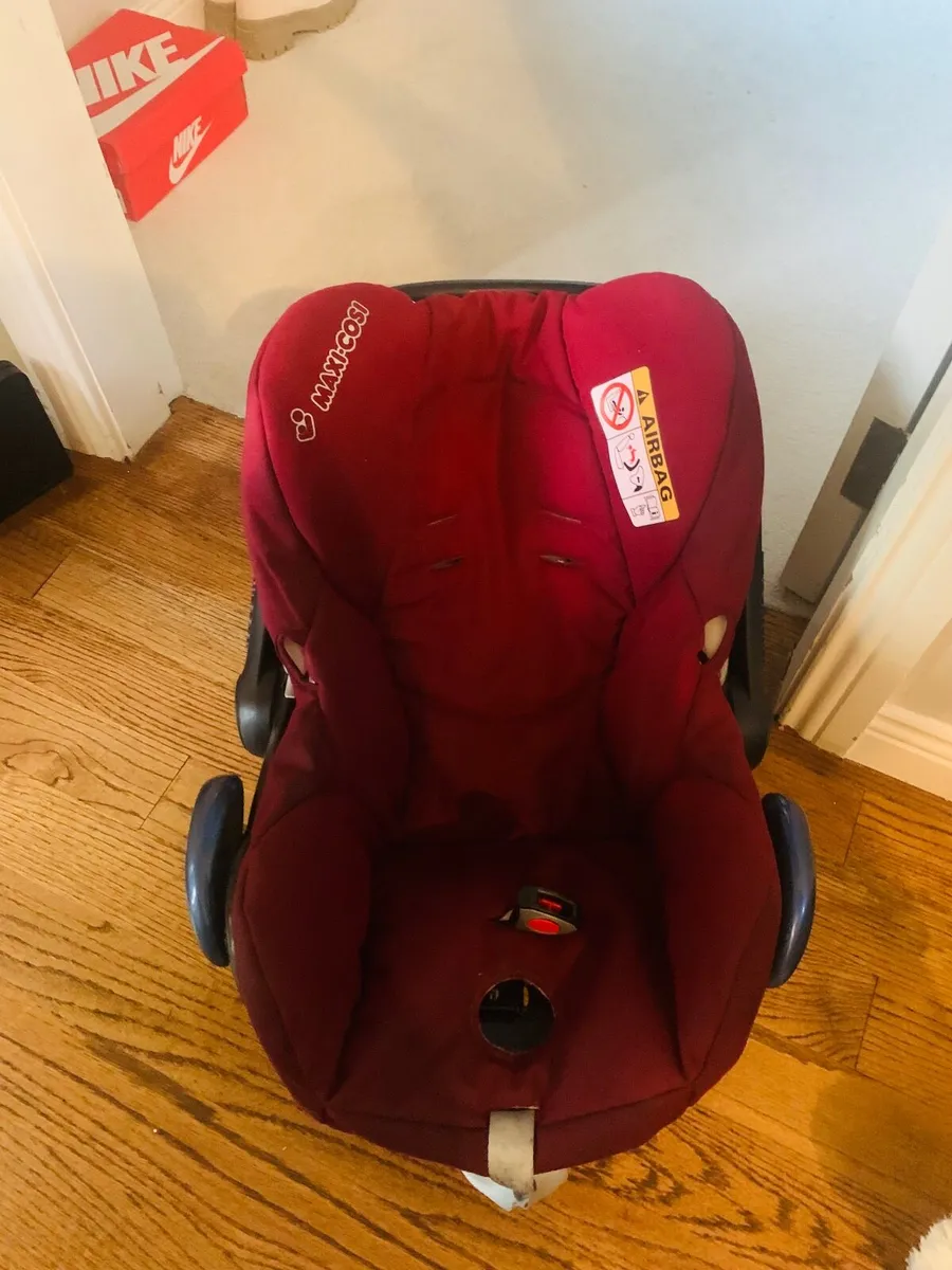 Buggy and car seat - Image 1