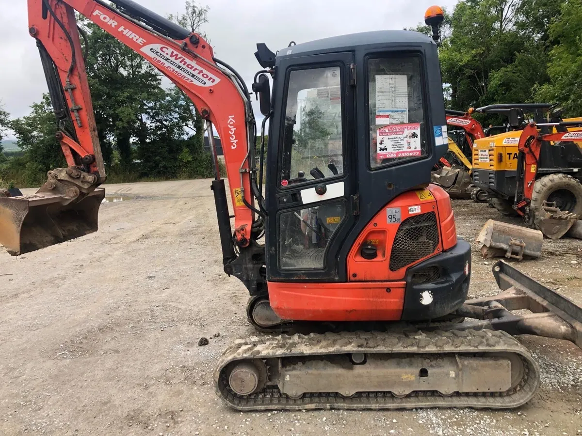 Kubota U35 - Image 1