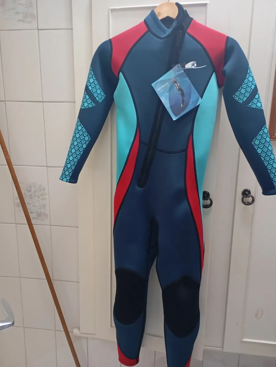 Wet suite - Image 1