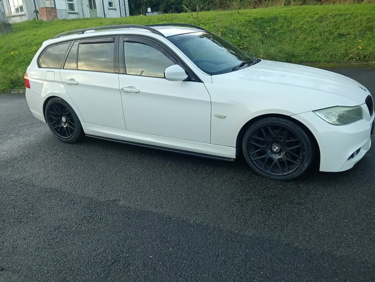 2010 BMW 3-Series  m sport nct 04/26 tax 10/25 - Image 3