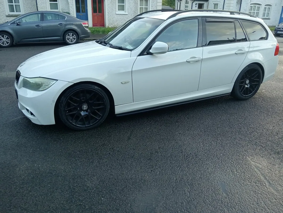 2010 BMW 3-Series  m sport nct 04/26 tax 10/25 - Image 4