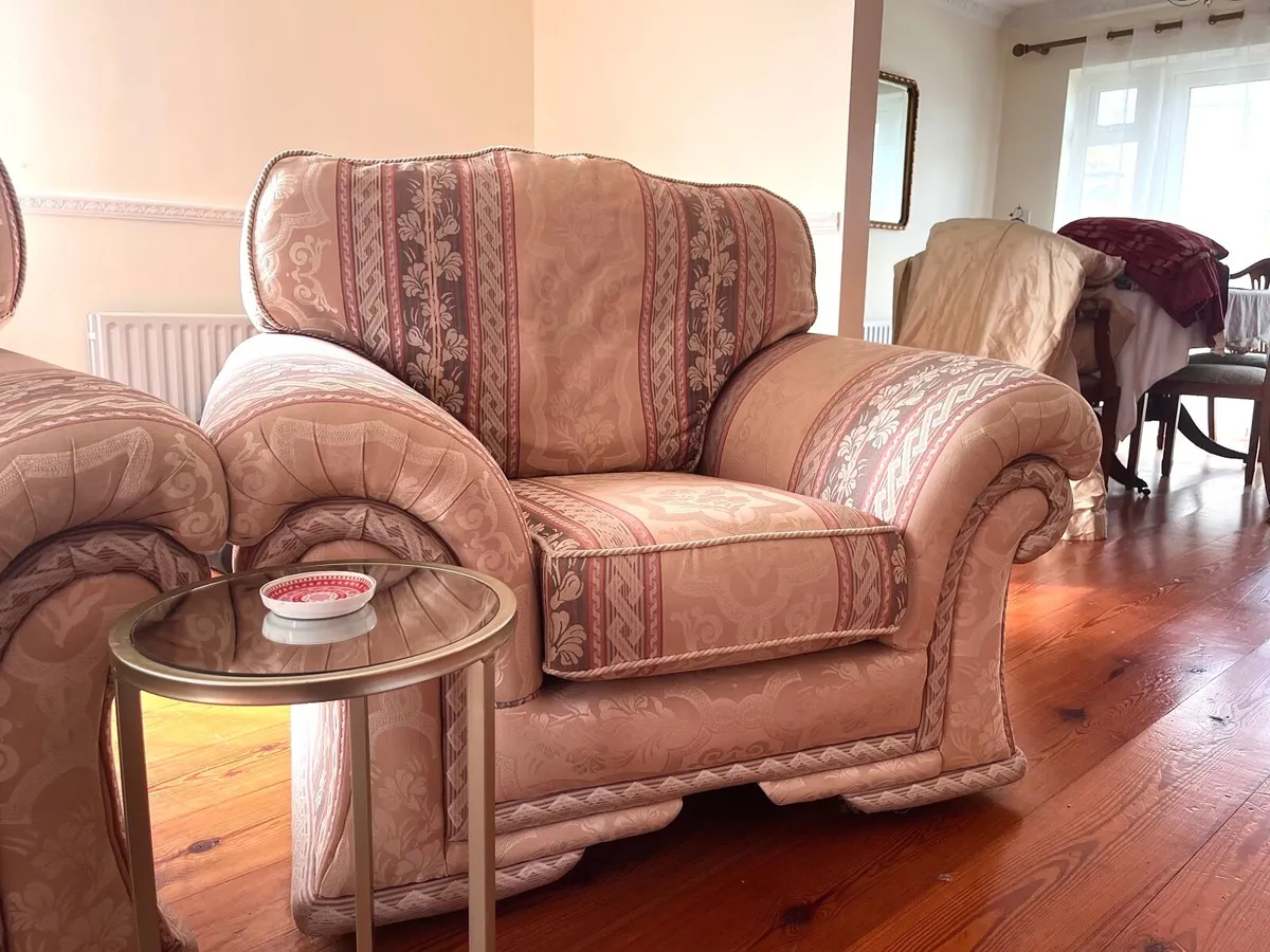 Couch set - Image 1