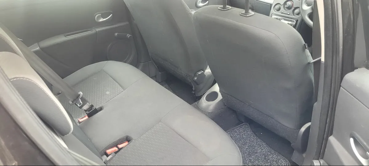 Renault Clio 2010 NCT and tax - Image 3