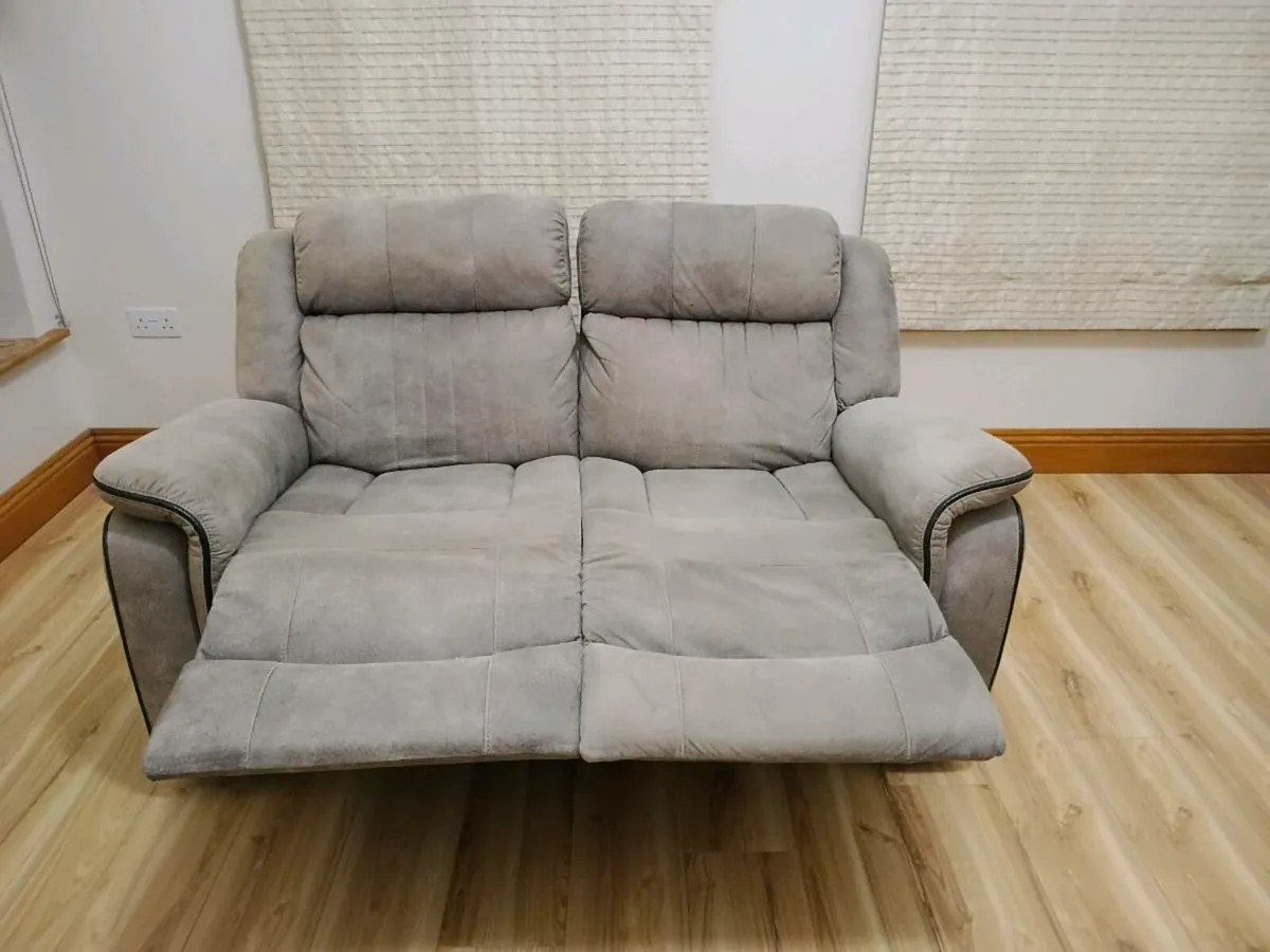 2 seat couch - Image 3