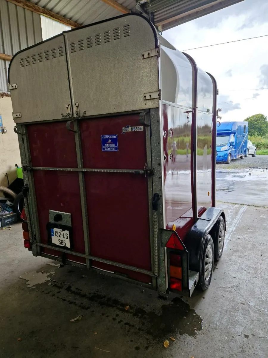 505 Ifor Williams Horse Box - Image 2