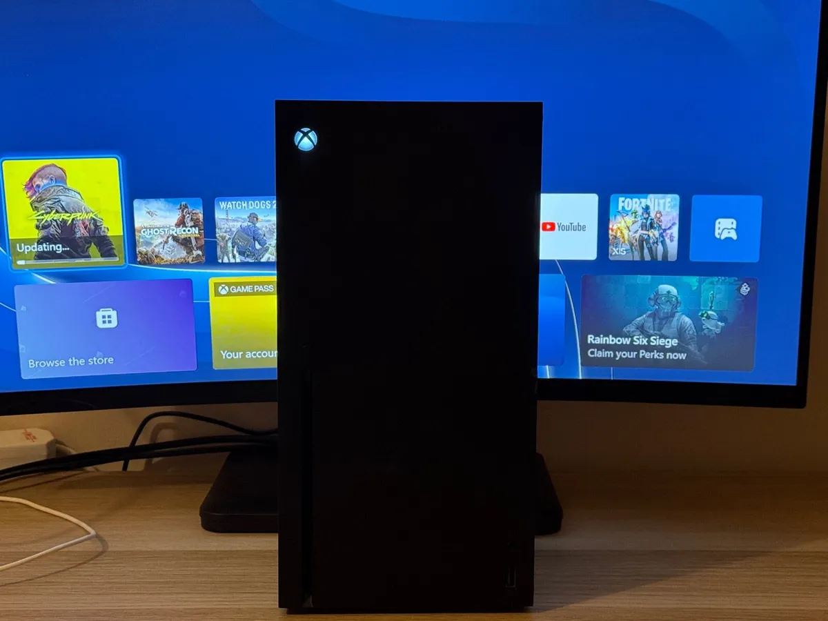 XBOX SERIES X 1TB CONTROLLER+WIRES INCLUDED✅ - Image 1