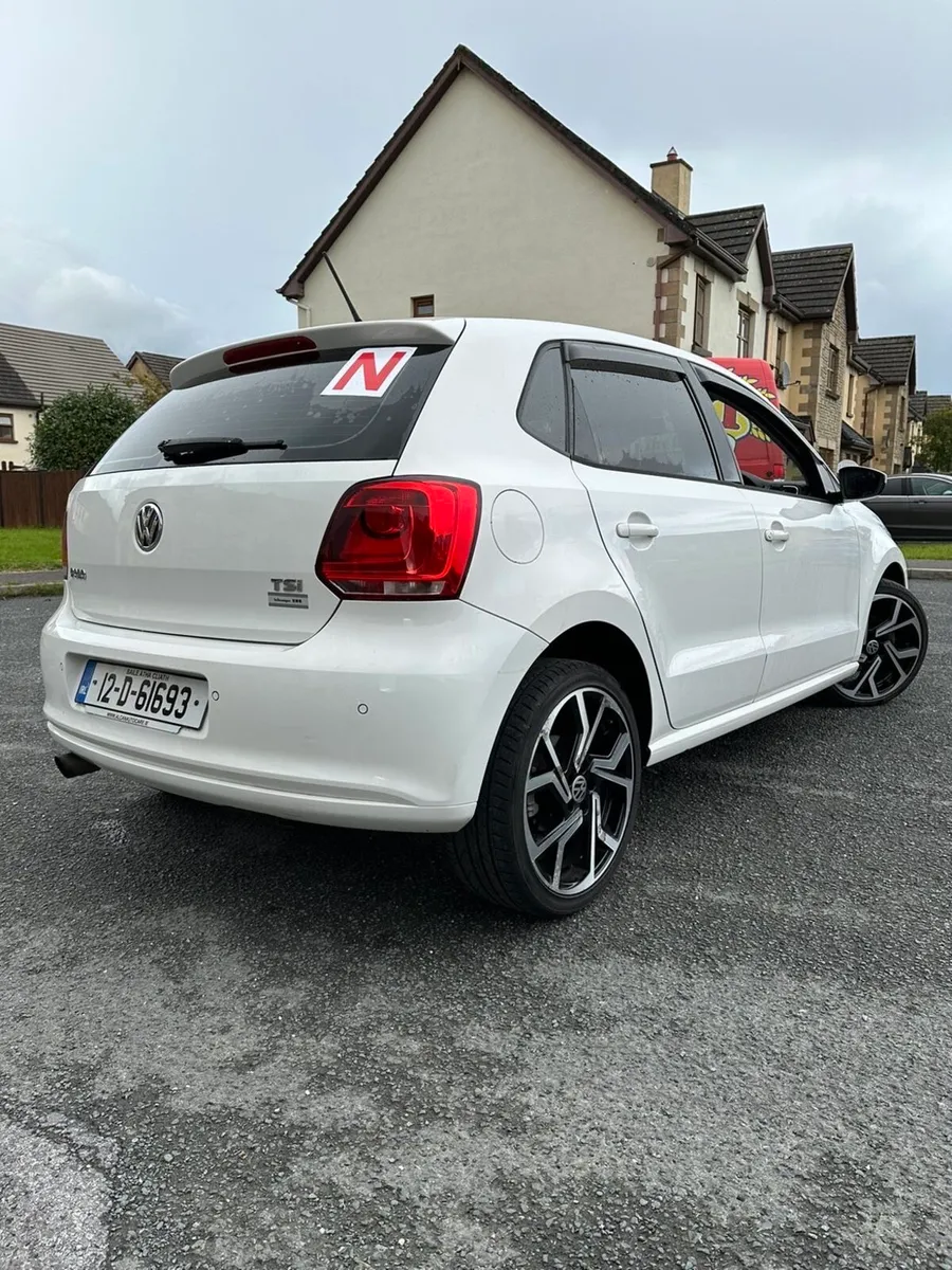 Volkswagen polo 2012 automatic - Image 2