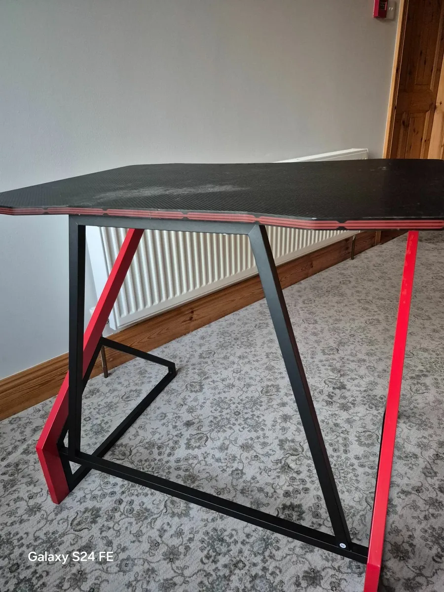 Gaming Desk - Image 1