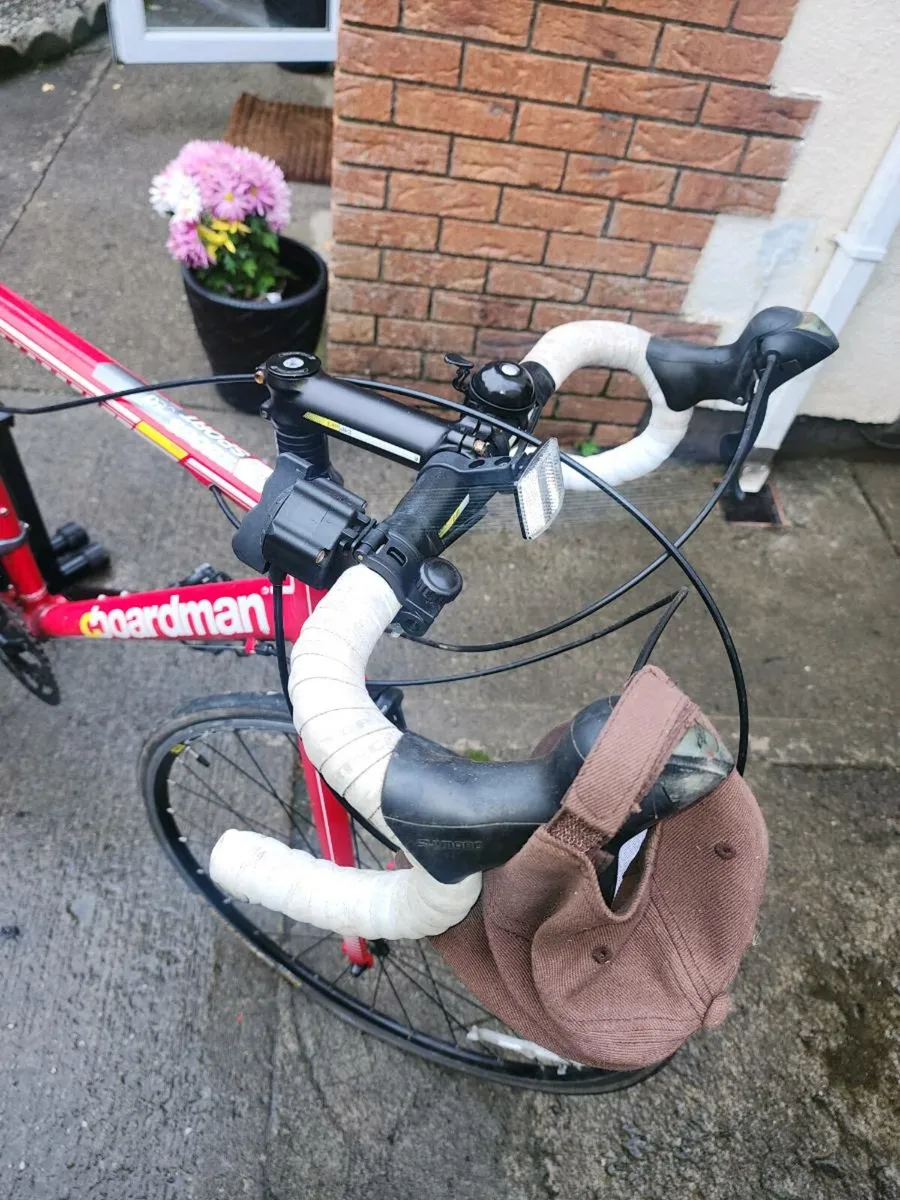 Cboardman Bike with lifeline bike stand - Image 4