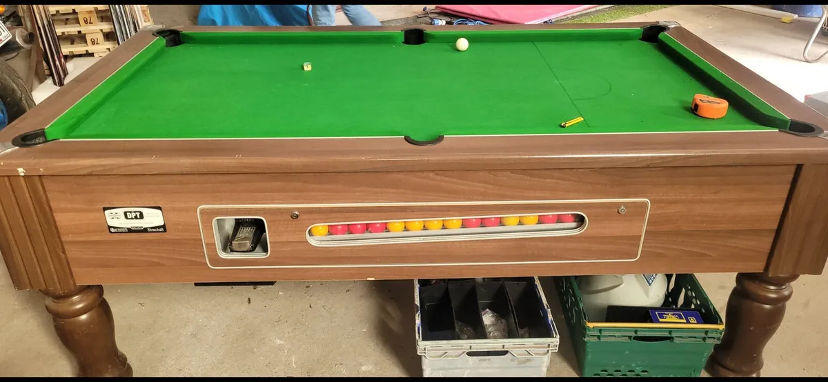 Midlands Pool table recovering service
