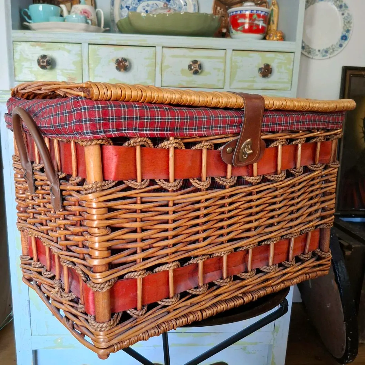 Wicker Woven Picnic Basket - Image 1