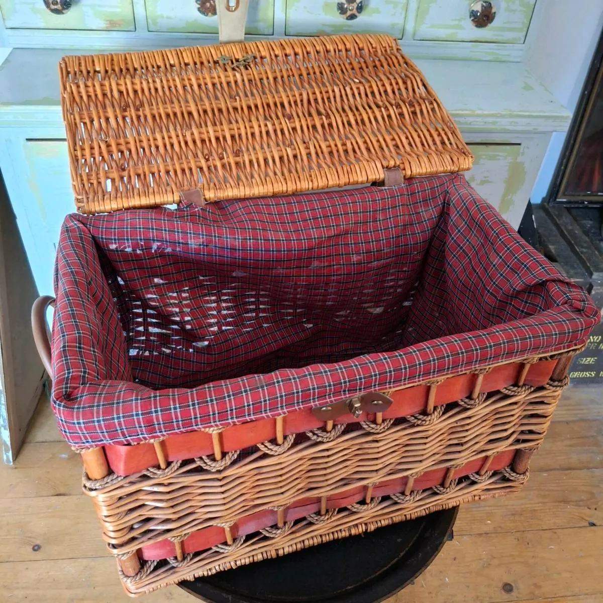 Wicker Woven Picnic Basket - Image 2