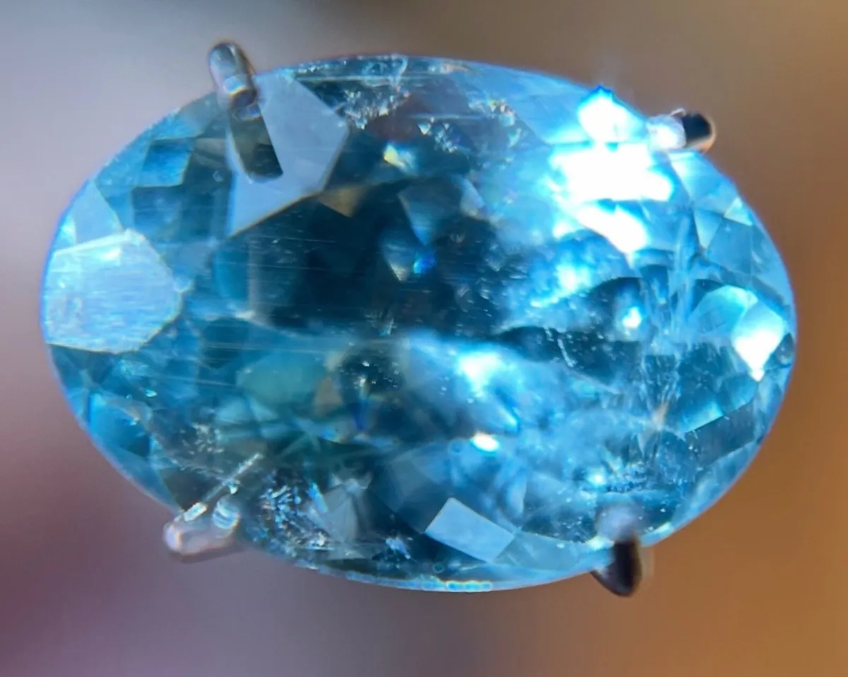 Neon Blue Paraiba Tourmaline - Image 1