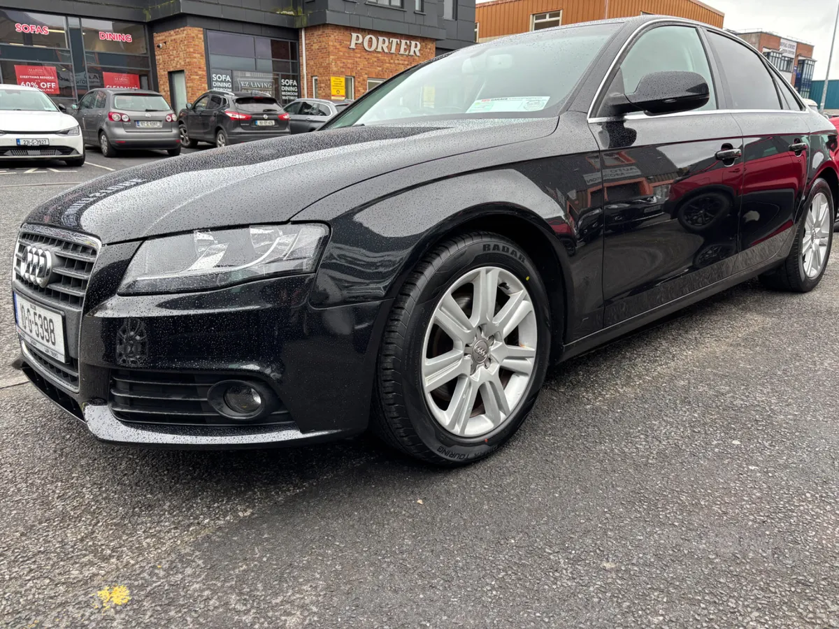 2010 Audi A4  2.0 TDI 136 BHP - Image 3