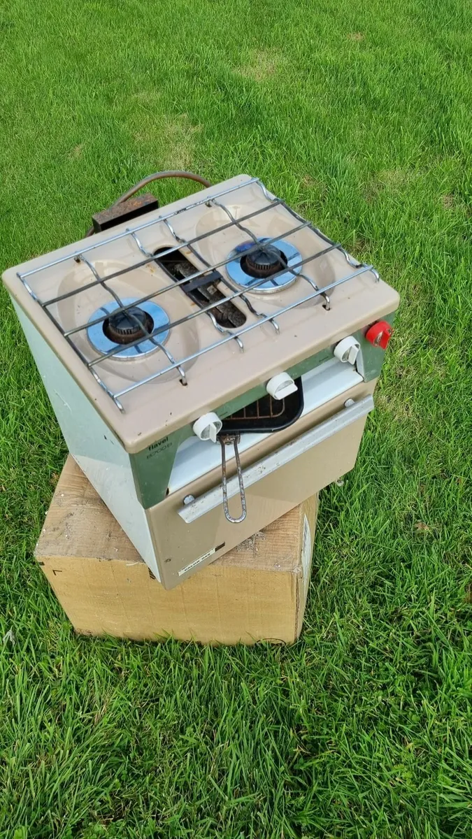 Caravan Oven - Image 4