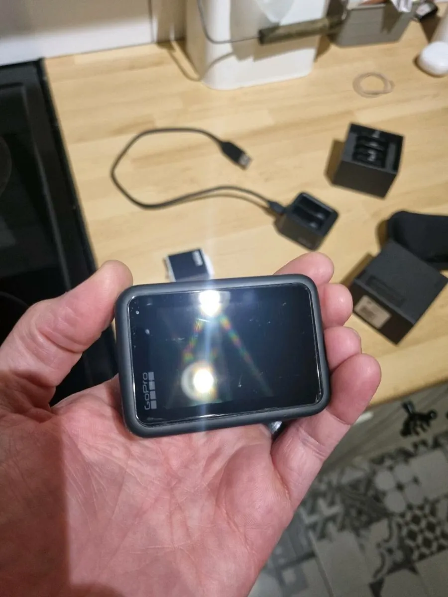 GoPro Hero 10 Black Bundle - Image 2