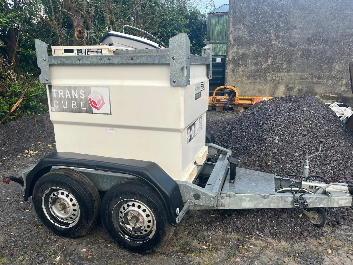 1000 litre twin axle bowser - Image 1