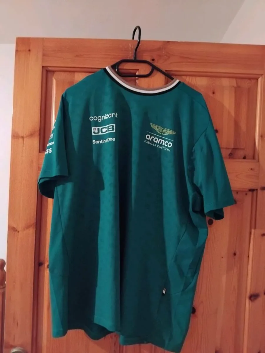 Formula 1 tops - Image 1