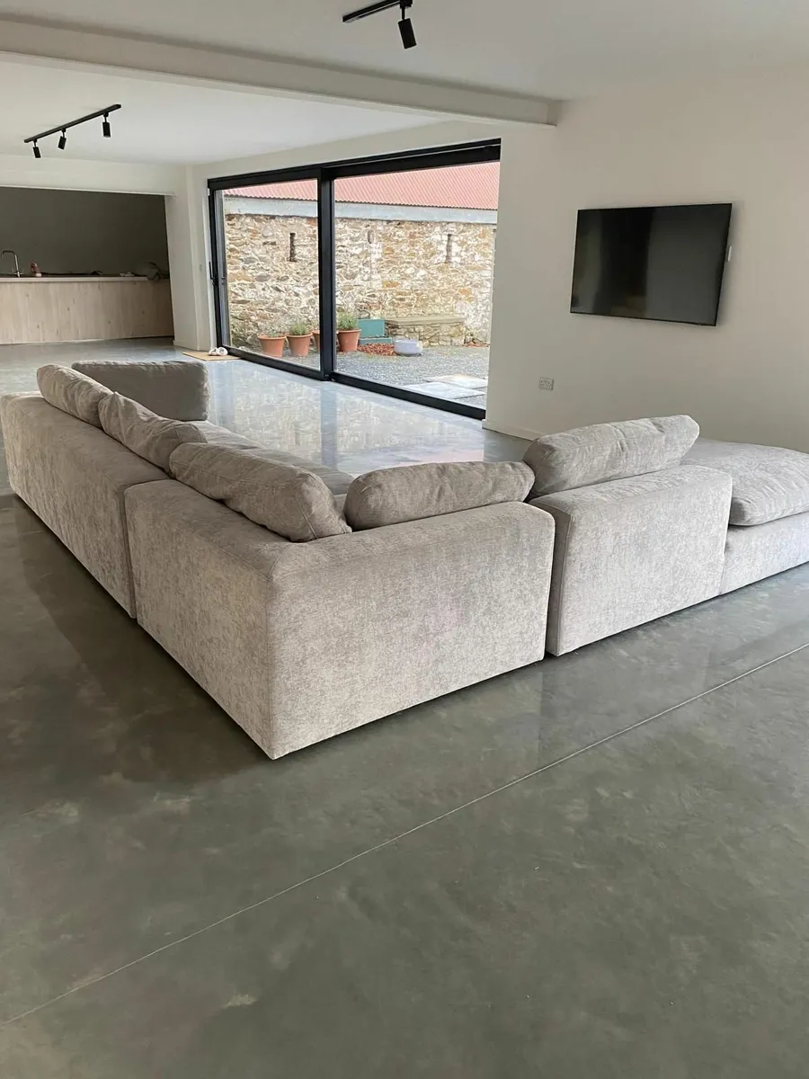 Sofa - Image 2