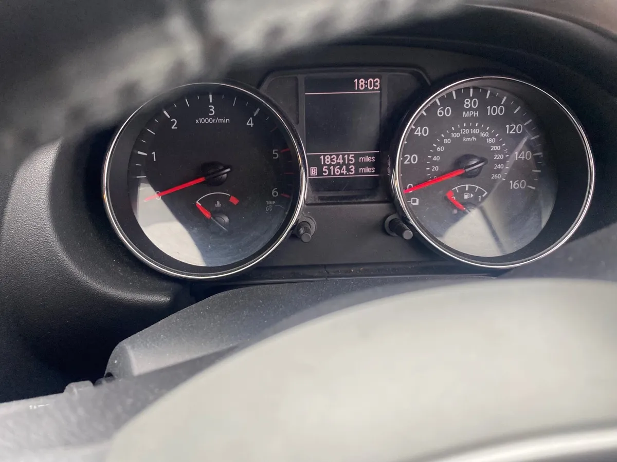 Nissan Qashqai 2011 - Image 3