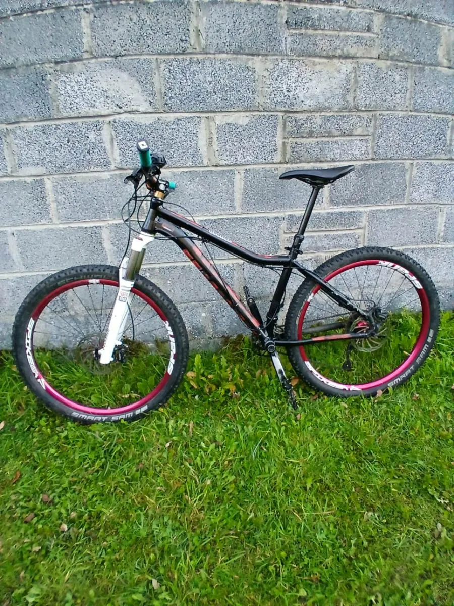 Hardtail mountain bike - Image 1