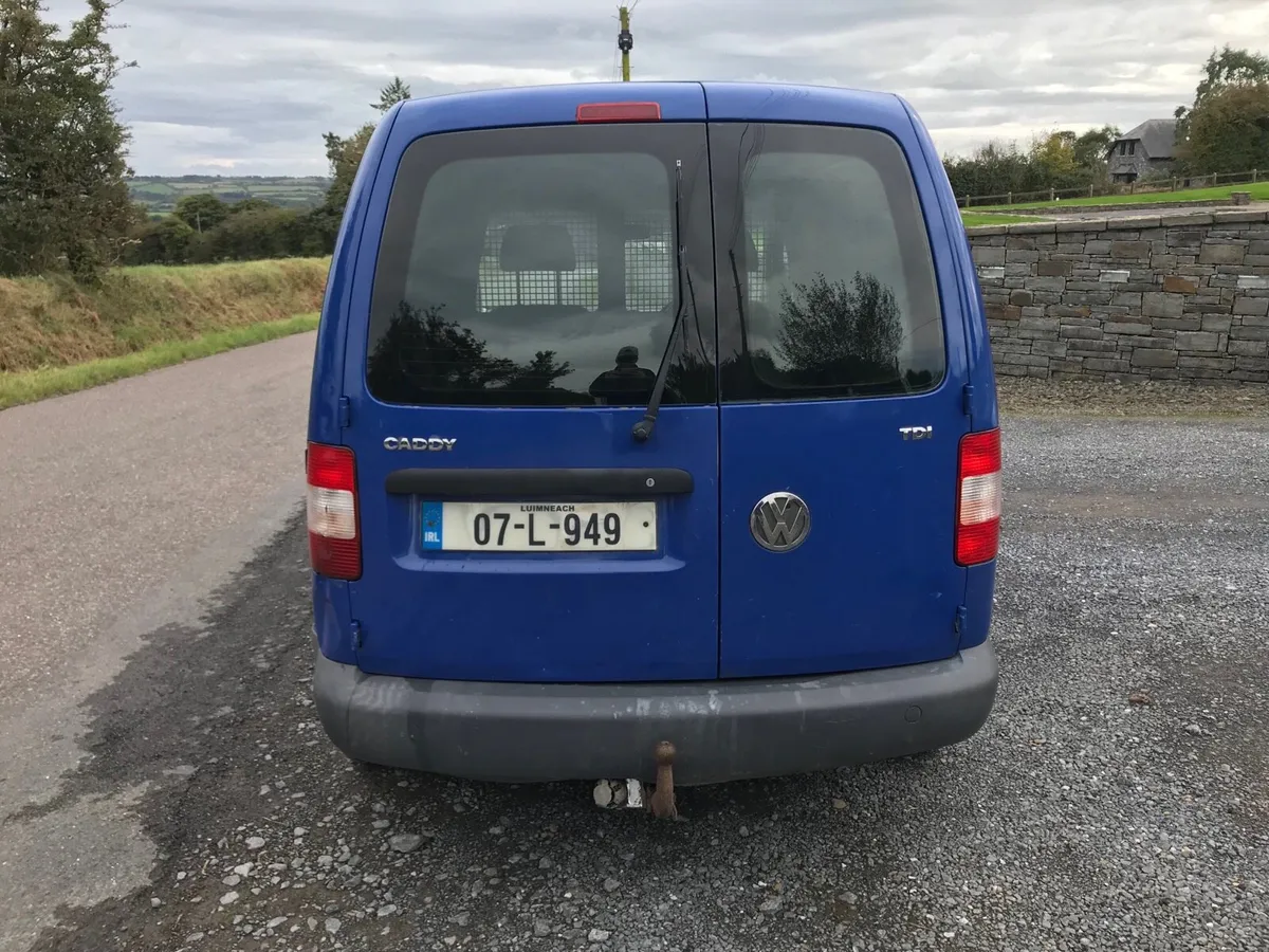 Volkswagen Caddy - Image 4