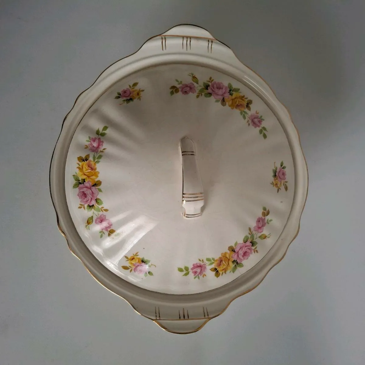 J & G Meakin Lidded Tureen - Image 2