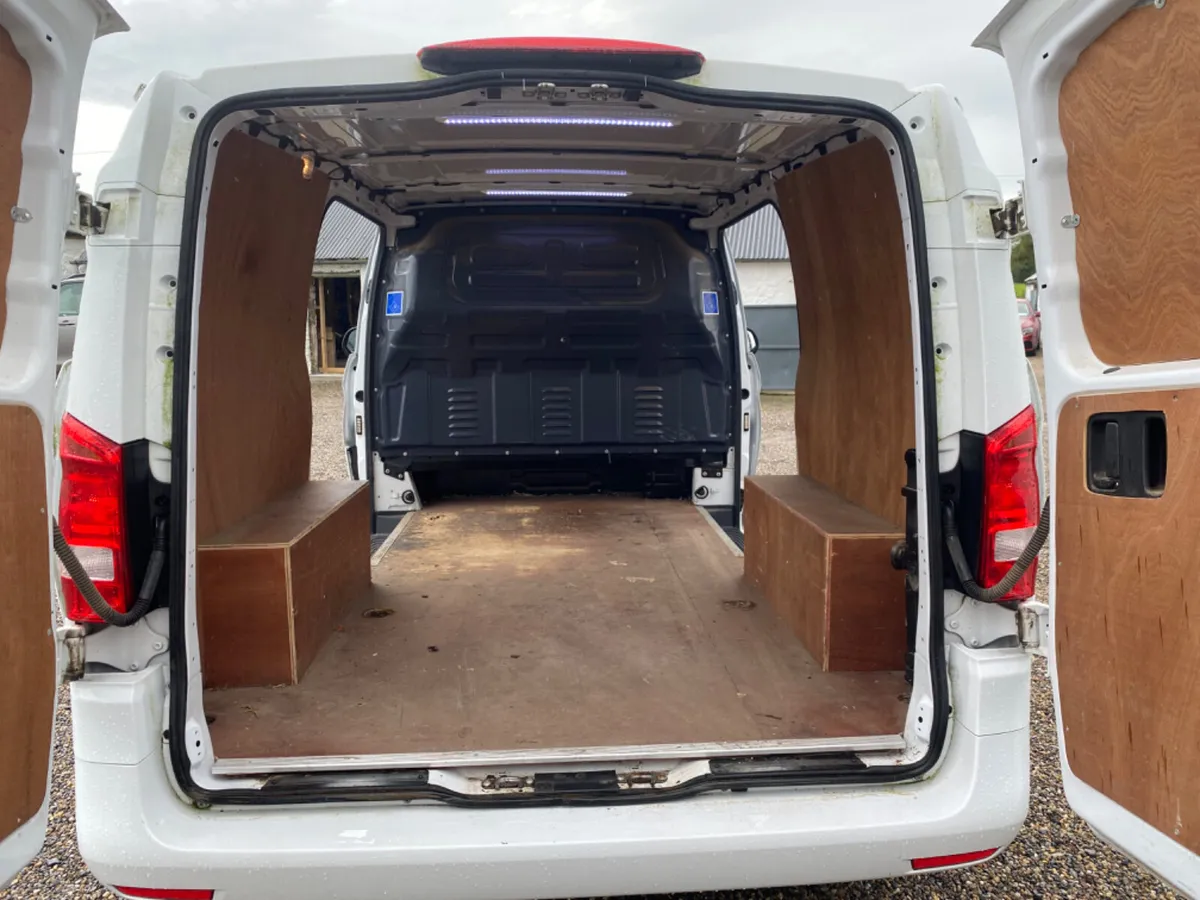 Mercedes-Benz Vito RWD / Finance Areanged - Image 4