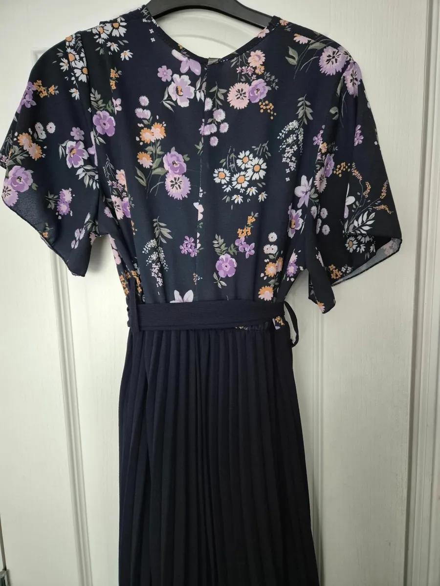 Ladies Navy occasion dress size 10-12 - Image 4