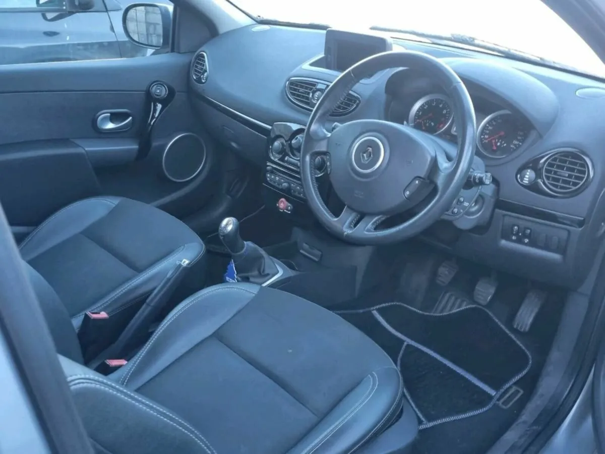 Renault Clio 2011 - Image 3