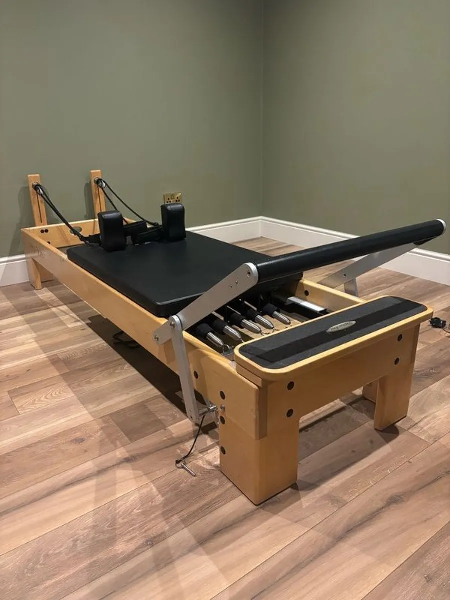 Reformer Pilates Machine - Image 1